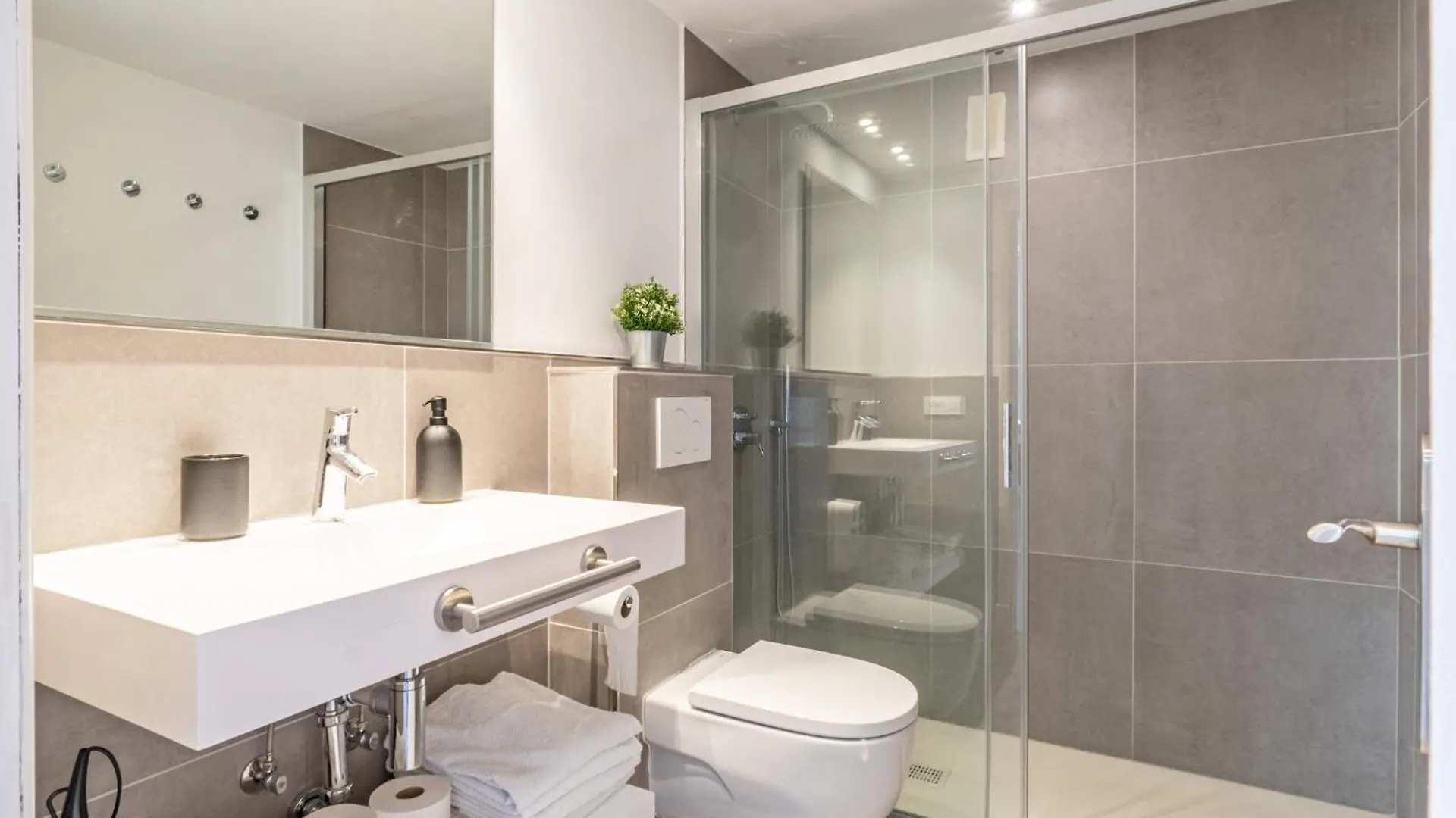 Apartamento Ponent 2 Cala Ratjada 0*,  Spanyolország